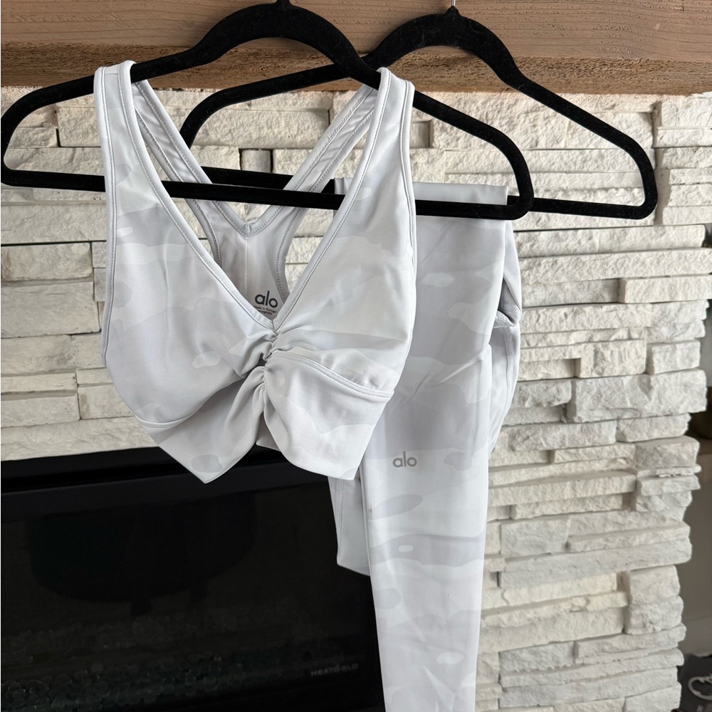 ALO Yoga White Camo Twist Bra and Leggings
